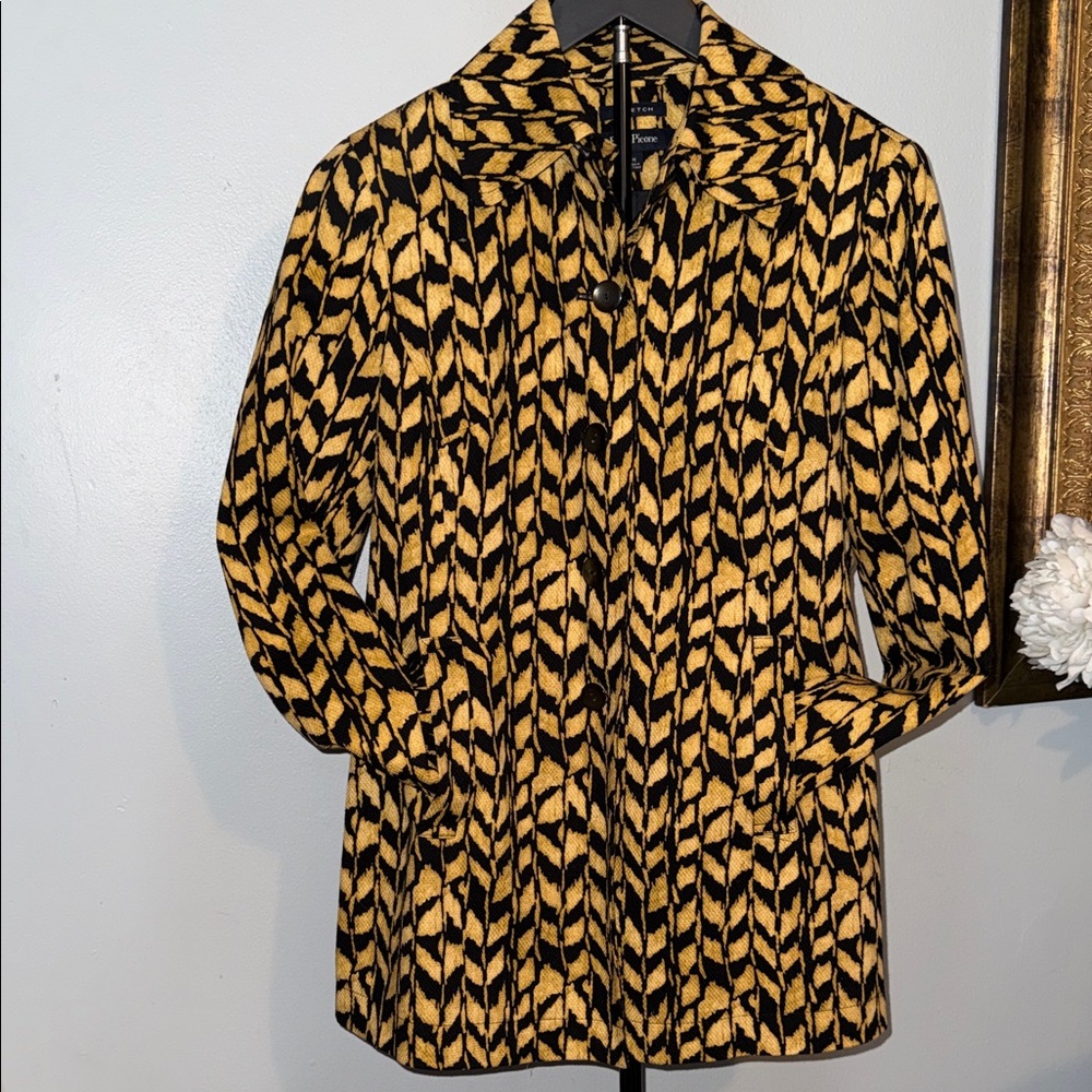 Evan Picone Black and Gold Patterned Blazer